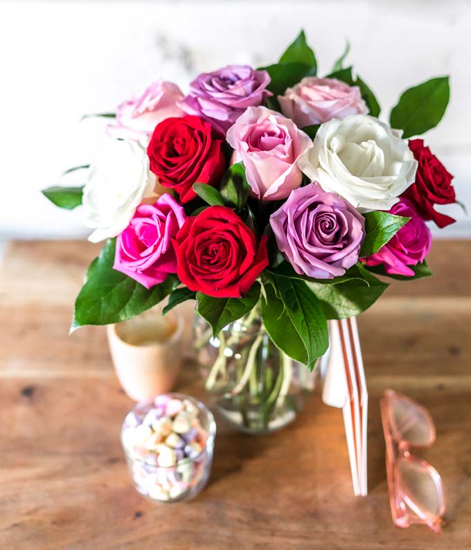 One Dozen Assorted Sweetheart Roses - Image 3