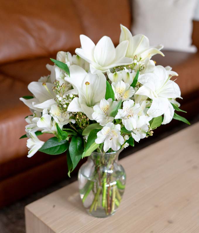 Life Well Lived Lily Bouquet - Image 2
