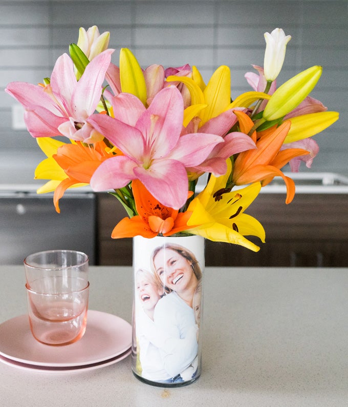 Stunning Lily Bouquet - Image 5